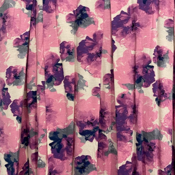 LuLaRoe Madison pleated skirt - Picture 2 of 4